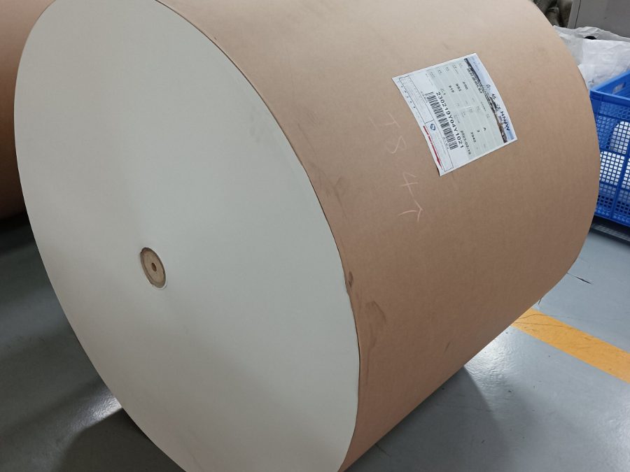 Kraft paper jumbo roll
